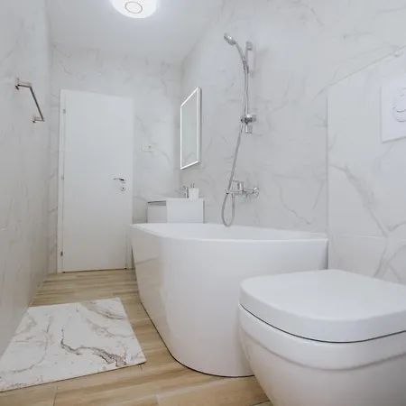 Sunshine Apartamento Solin
